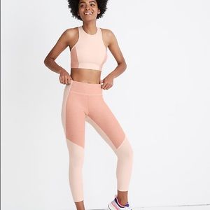 Outdoor Voices 3/4 Warmup Leggings Peach XS